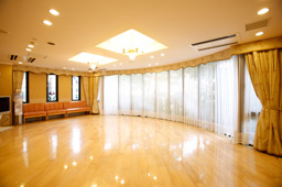 ホール